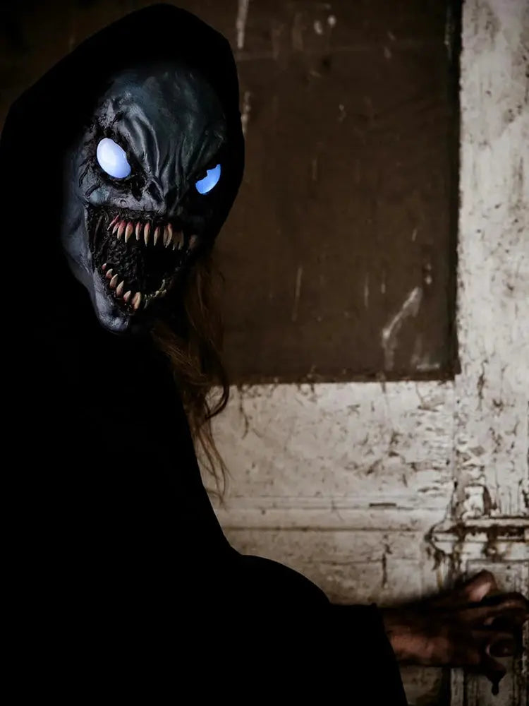 Halloween Scary Poison Mask – Creepy Exorcist Latex Design with White Eyes – Perfect for Adult Parties 2