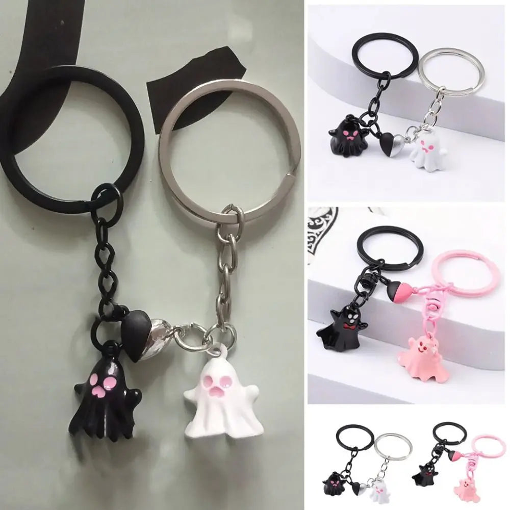 Halloween Keychain Set with Cute Ghosts – Durable Zinc Alloy for Parties, Gifts, and Accessories 2