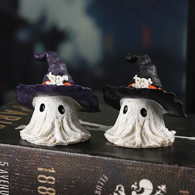 Halloween Witch Spirit Decorative Figure – Fun Resin Ghosts for Creepy Home Décor 4