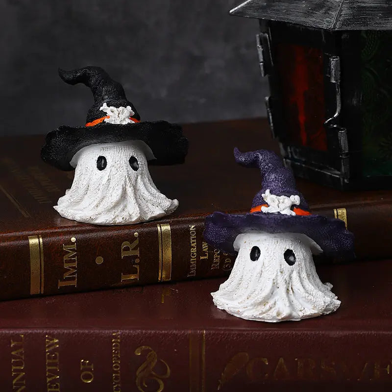 Halloween Witch Spirit Decorative Figure – Fun Resin Ghosts for Creepy Home Décor 5