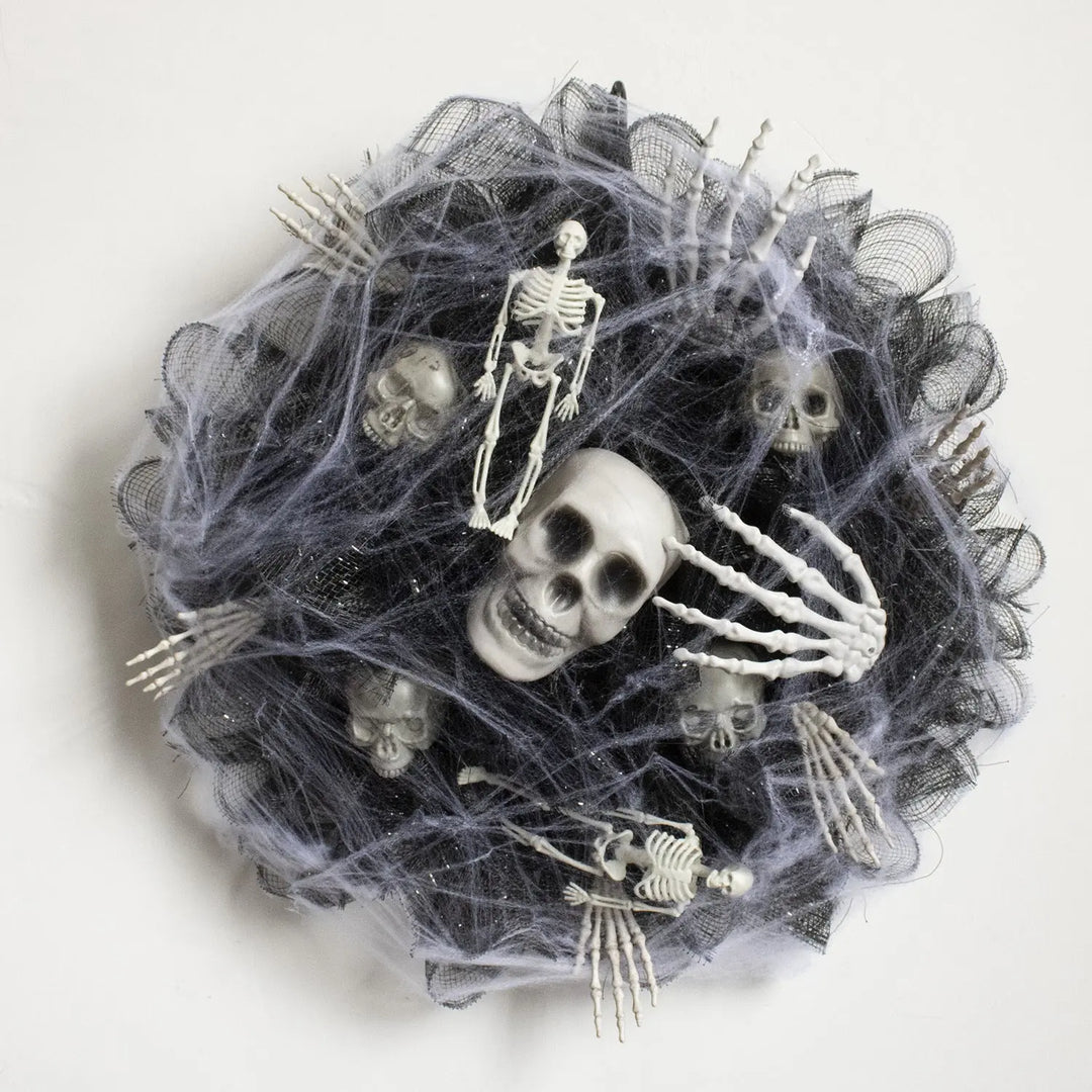 Creepy Halloween Skeleton Wreath – Spooky Front Door Decoration – 45cm 1