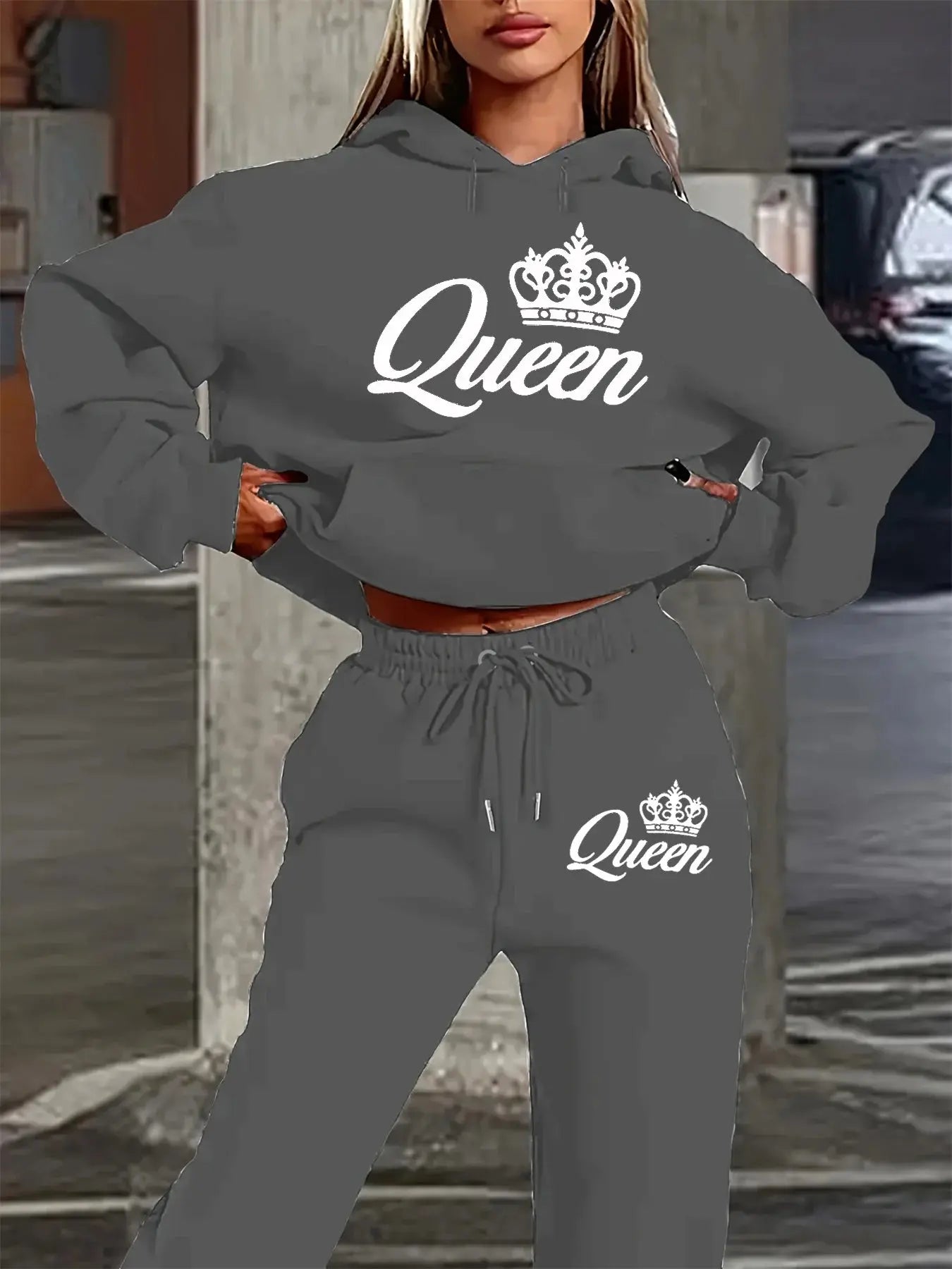 Selina - Trendy Women's Hoodie and Jogger Set With Urban Flair For Casual Outings 5