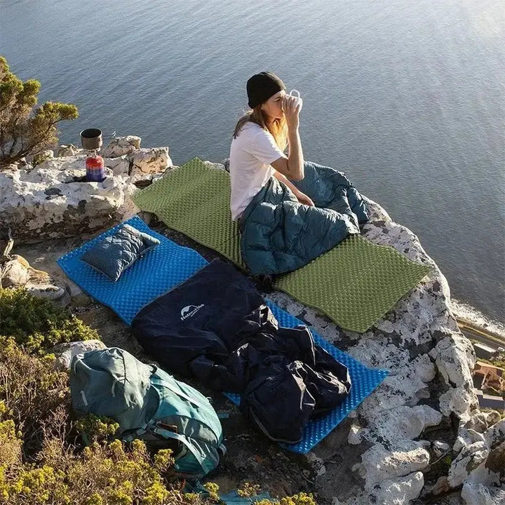 Mia - Ultralight Folding Camping Mat with Moisture-Resistant Aluminum Film