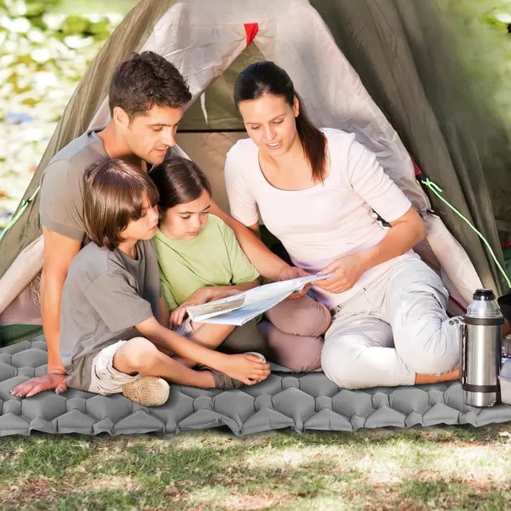 MunaWear - Air Beds & Mattresses - Mountova – Self-Inflating Camping Mattress with Built-in Pump & Pillow, Perfect Sleeping Pad for Outdoor Adventures - Dark Gray