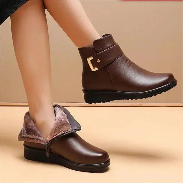 Liora - Chic Women's Ankle Boots With Warm Lining For Casual And Winter Wear 2