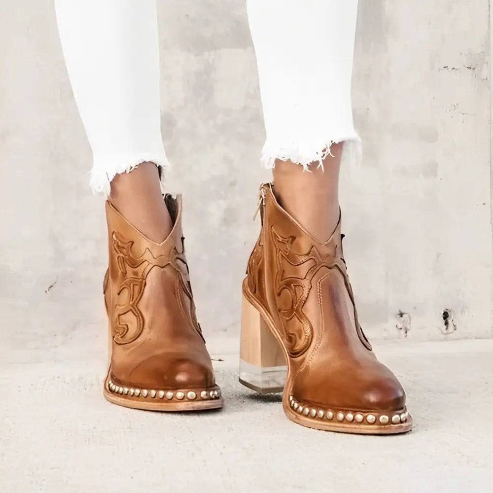 Liora - Stylish Women's Ankle Boots With Western Design For Everyday Elegance 1
