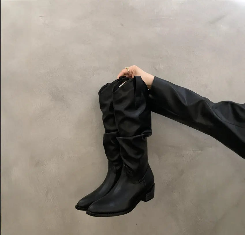 Liora - Stylish Women's Knee-High Black Boots With Slouch Shaft For Everyday Chic 0