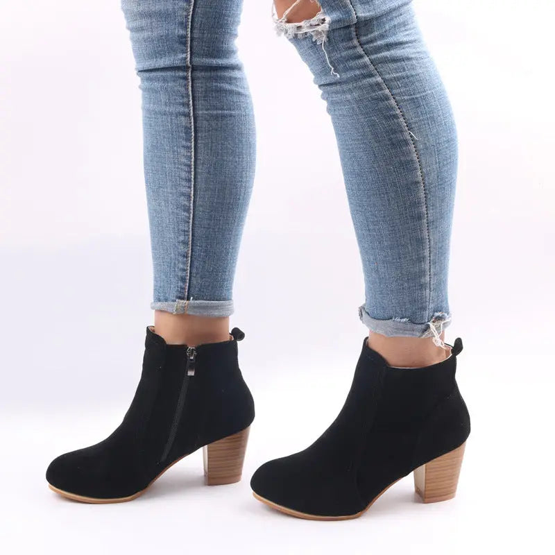 Liora - Stylish Women's Suede Ankle Boots With Chunky Heel For Everyday Wear 0