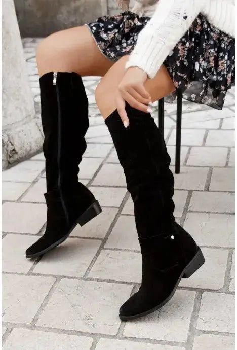 Selina - Chic Black Knee High Boots With Sleek Fit For Casual And Formal Occasions 3