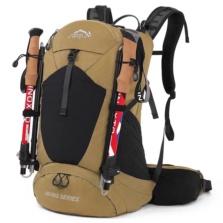 Ethan – 35L Waterproof Mountaineering Backpack for Men and Women, Ideal for Hiking and Camping 1