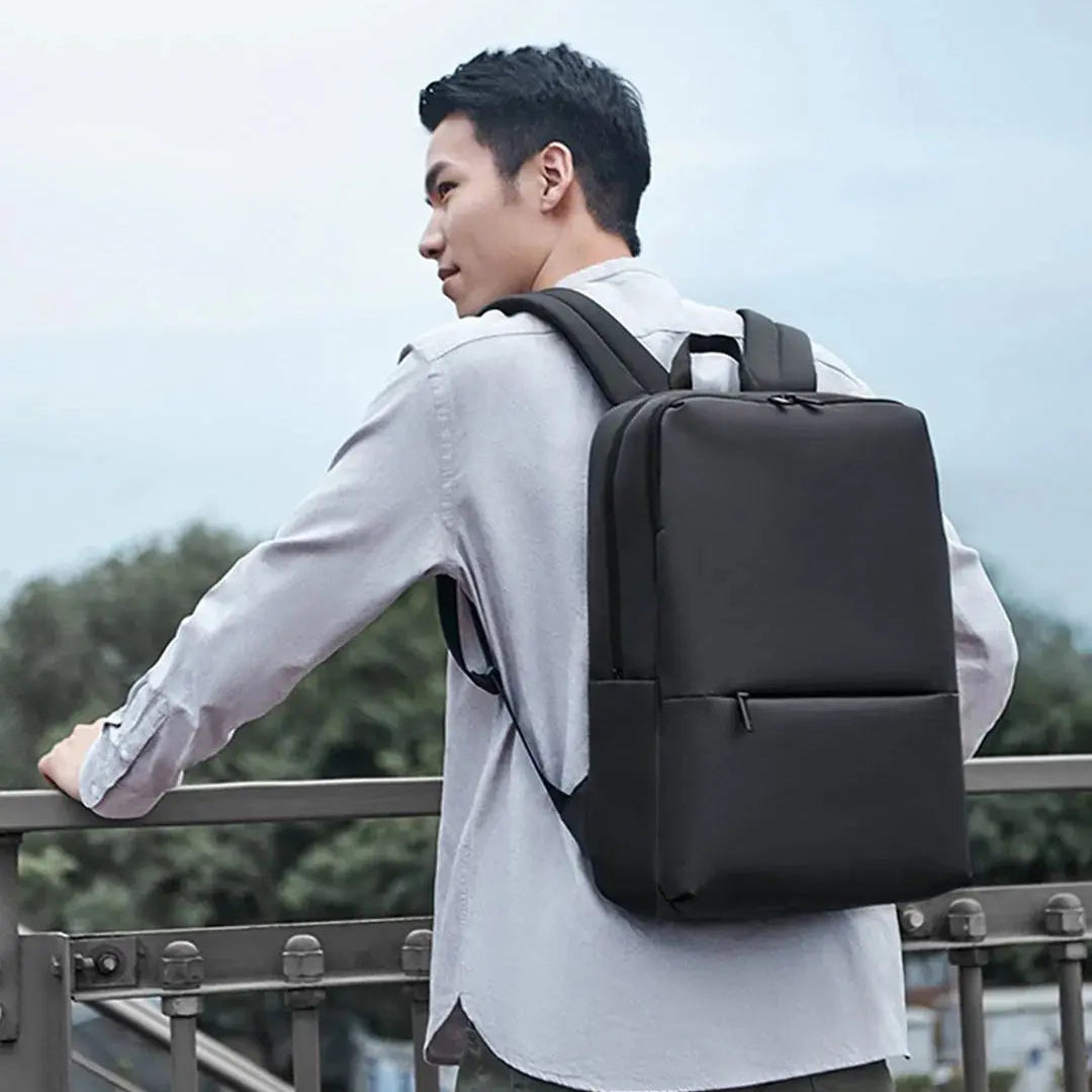 Mason Travel Backpack – High-Capacity 18L – Durable Polyester – Ergonomic Design – Ideal for Business & Travel 4