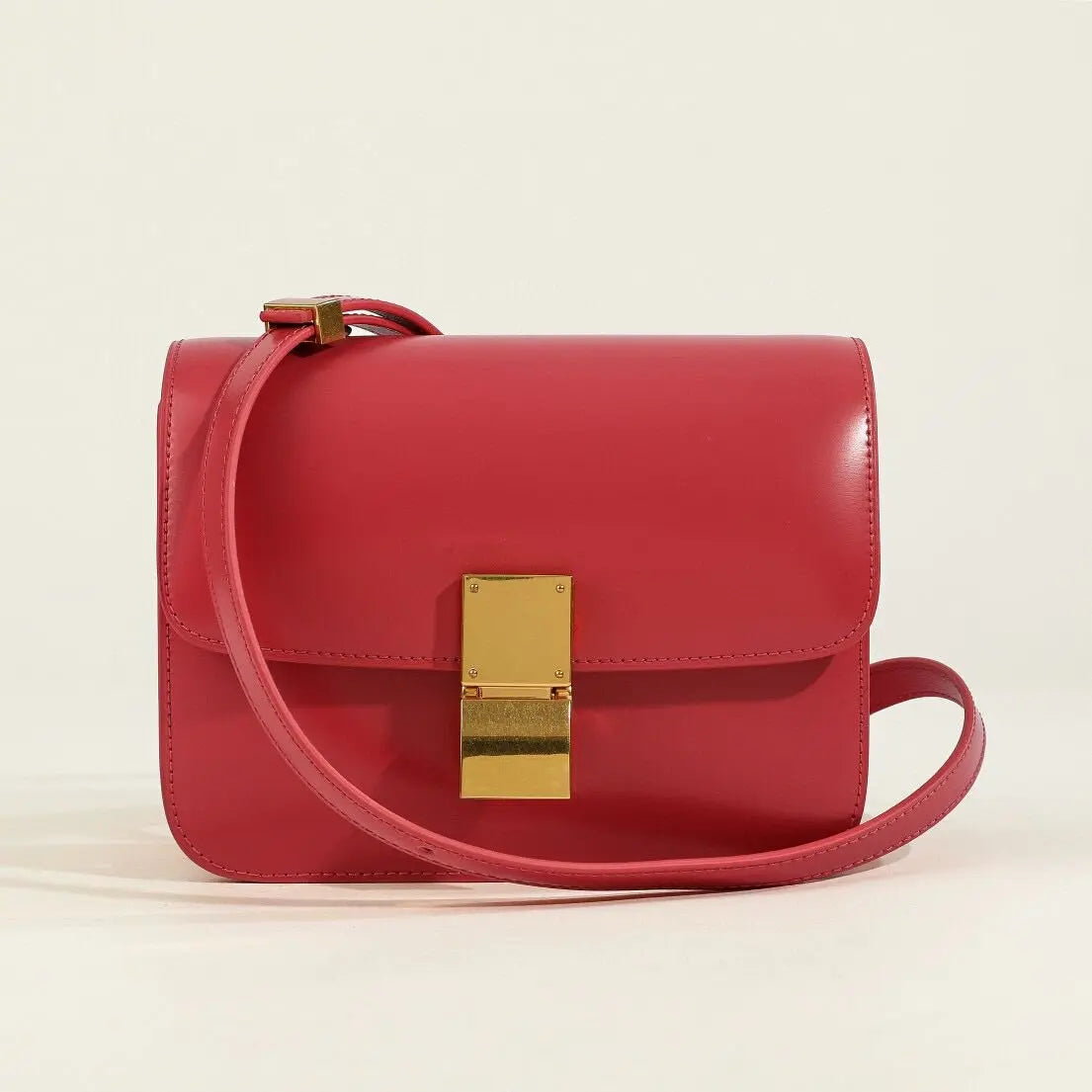 MunaWear - Bags - Liora - Classic Leather Flap Box Shoulder Bag for Timeless Elegance - Red / 20 X 16 X 8 CM