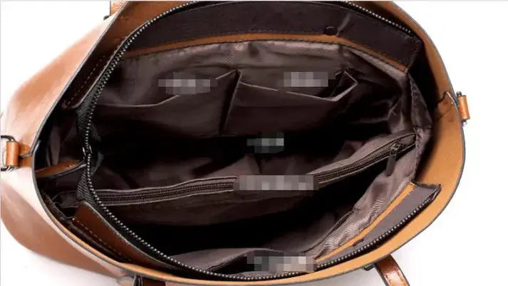 MunaWear - Bags - Liora - Elegant Leather Crossbody Bag With Spacious Design For Everyday Use - 