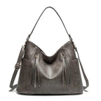 Liora - Elegant Shoulder Bag With Spacious Design For Everyday Use 11