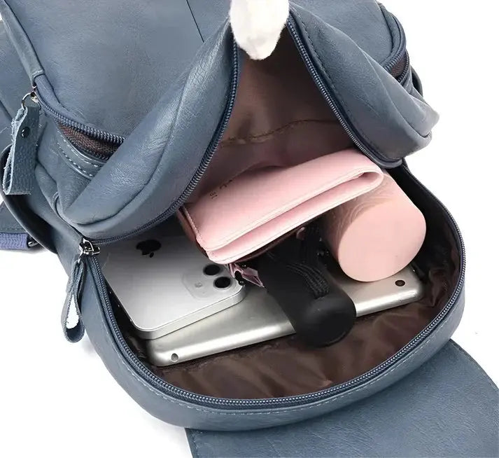 MunaWear - Bags - Liora - Elegant Women's Backpack With Spacious Interior For Work And Events - 