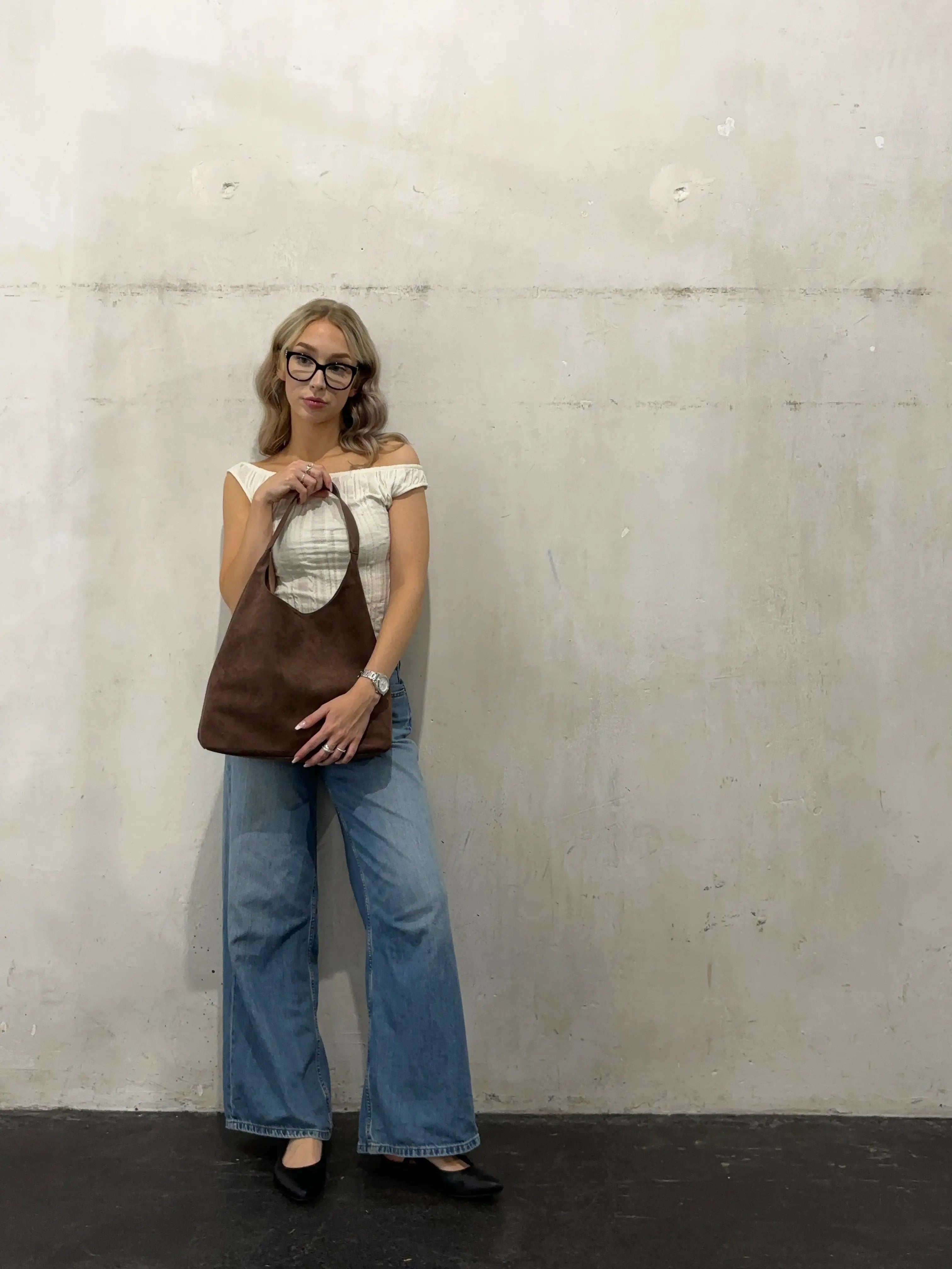 Liora - Luxurious Leather Tote Bag With Spacious Design For Everyday Use 5