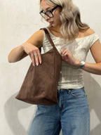 Liora - Luxurious Leather Tote Bag With Spacious Design For Everyday Use 6