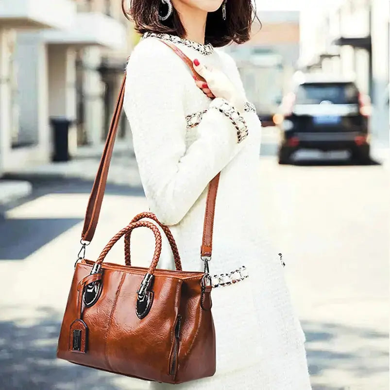 Liora - Spacious Handbag In Premium Quality For Work And Casual Outings 2