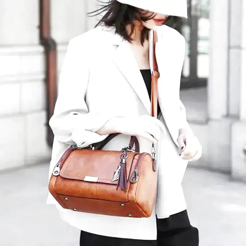 MunaWear - Bags - Liora - Spacious Handbag Made of Soft Fabric With Stylish Design for Everyday Use - 