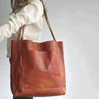 Selina - Chic Handbag With Spacious Design For Work And Casual Outings 1