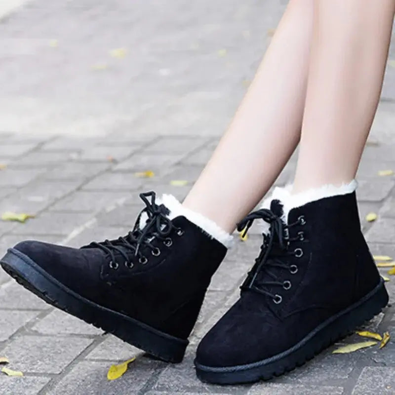Liora - Stylish Women's Lace-Up Ankle Boots With Warm Lining For Casual Outings 3