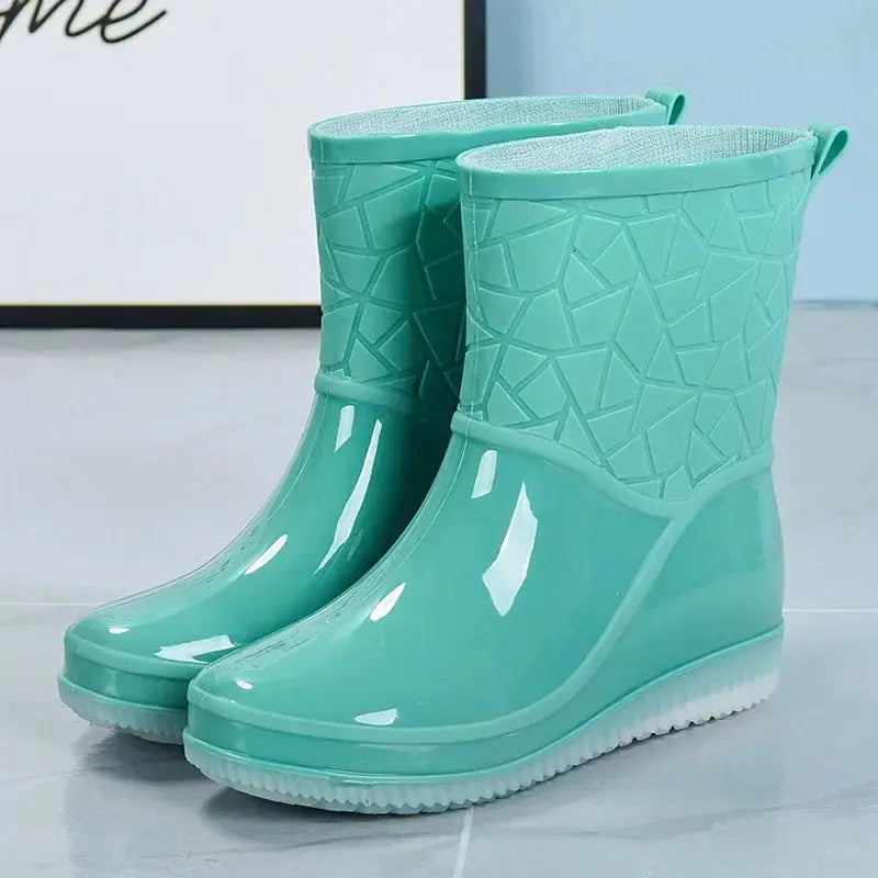 Liora - Stylish Women's Mid-Calf Waterproof Rain Boots with Non-Slip Sole for Outdoor Activities 4