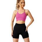 Celina – High Support Seamless Sports Bra with Crossed Back Straps and Removable Pads for Ultimate Comfort