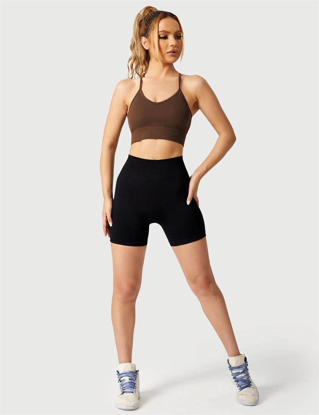 MunaWear  Bras  Luna – High Support Seamless Sports Bra with Crossed Back Straps and Removable Pads for Ultimate Comfort  Brown-XL
