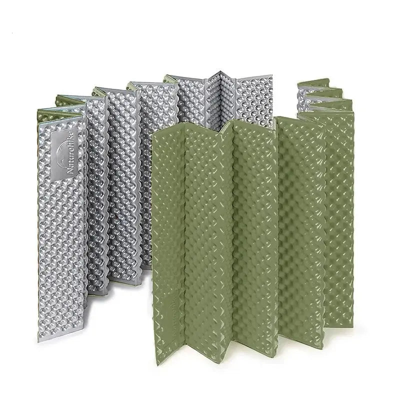 Mia - Ultralight Folding Camping Mat with Moisture-Resistant Aluminum Film 1