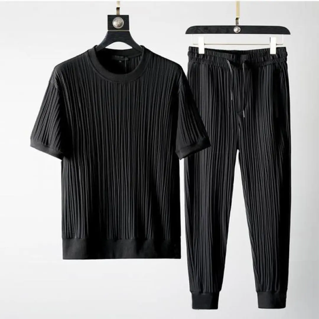 https://cdn.shopify.com/s/files/1/0879/0949/9227/files/Donny_-_Heren_casual_set_T-E.png