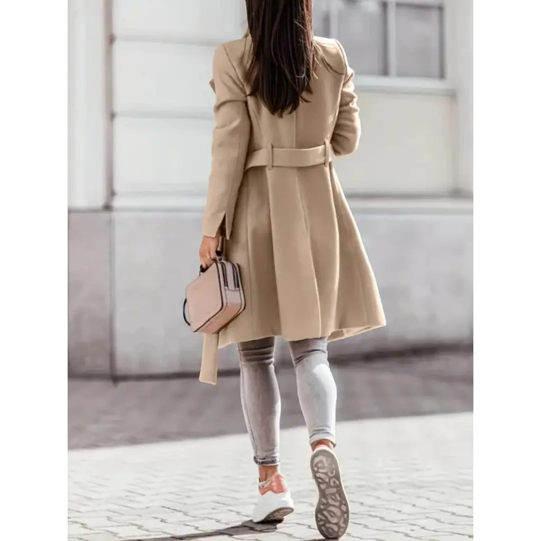 Liora – Elegant Women's Long Trench Coat With Warming Inner Lining For Winter 2