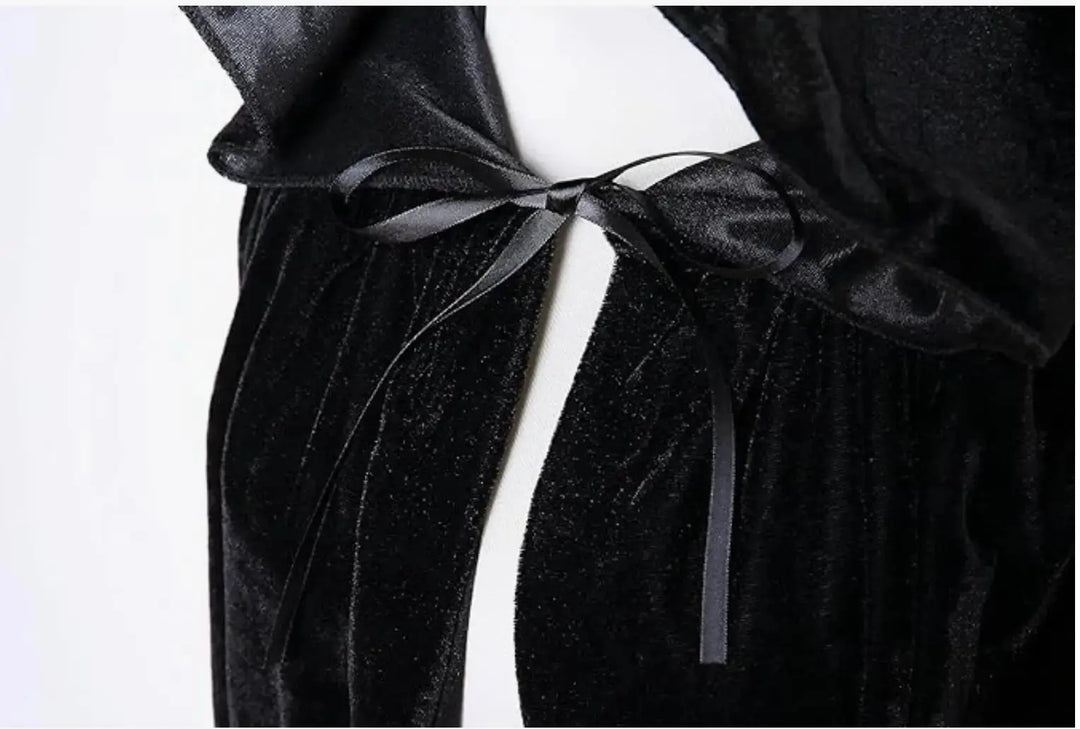 Halloween Grim Reaper Hooded Cloak – Unisex Velvet Cape in Multiple Colors – Perfect for Spooky Cosplay Events 5