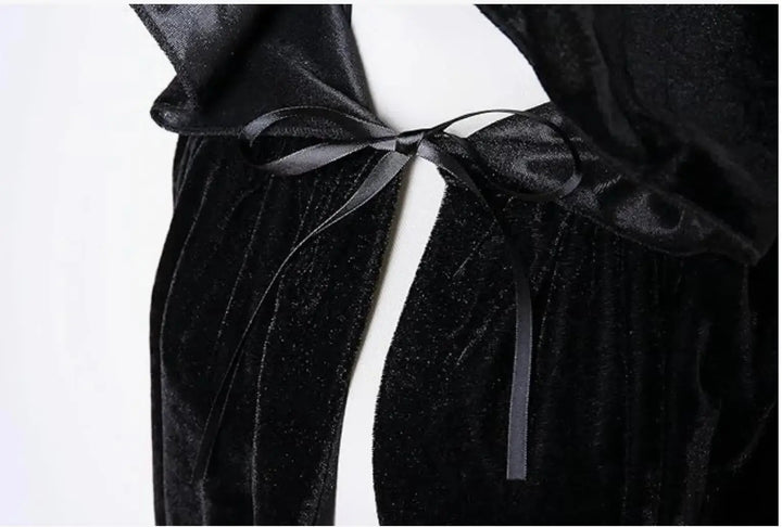 Halloween Grim Reaper Hooded Cloak – Unisex Velvet Cape in Multiple Colors – Perfect for Spooky Cosplay Events 5