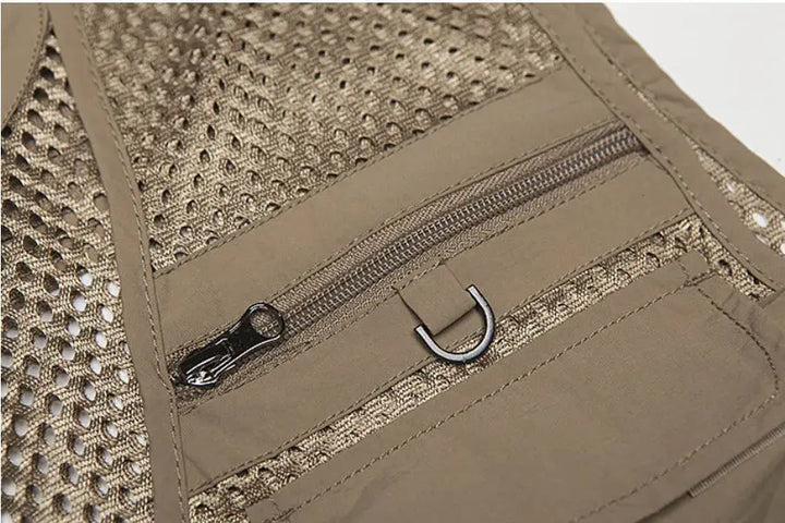MunaWear  Fishing Vests  Liam – Lightweight Tactical Fishing Waistcoat with Multi-Pockets and Breathable Mesh Design 