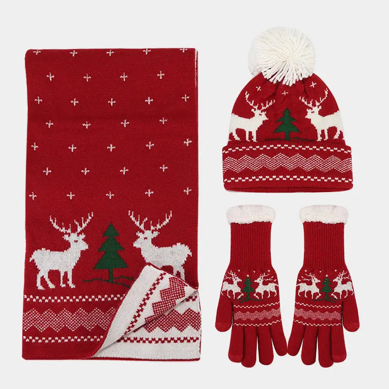 Cozy Christmas Hat, Scarf, and Gloves Set – Festive Reindeer Design for Holiday Outings 5