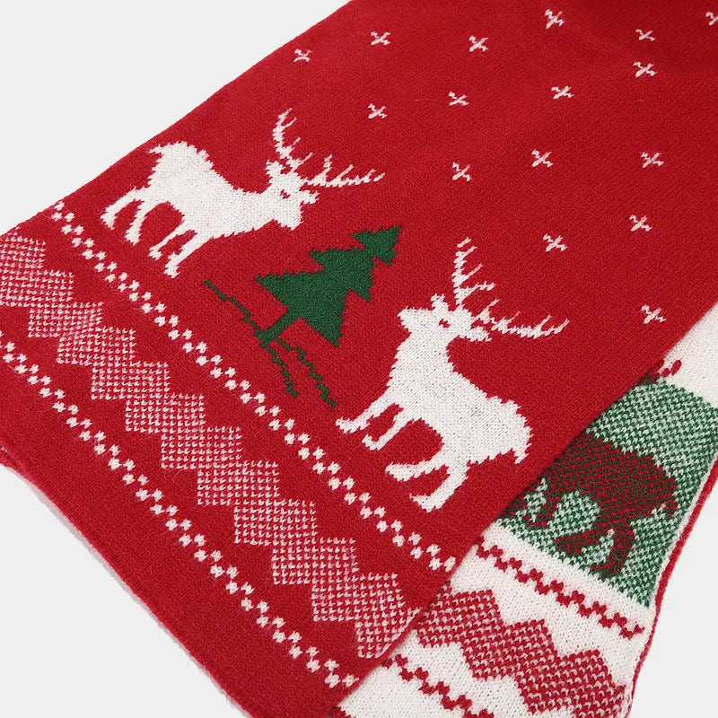 Cozy Christmas Hat, Scarf, and Gloves Set – Festive Reindeer Design for Holiday Outings 6