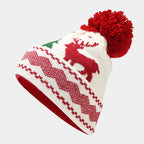 Cozy Christmas Hat, Scarf, and Gloves Set – Festive Reindeer Design for Holiday Outings 7