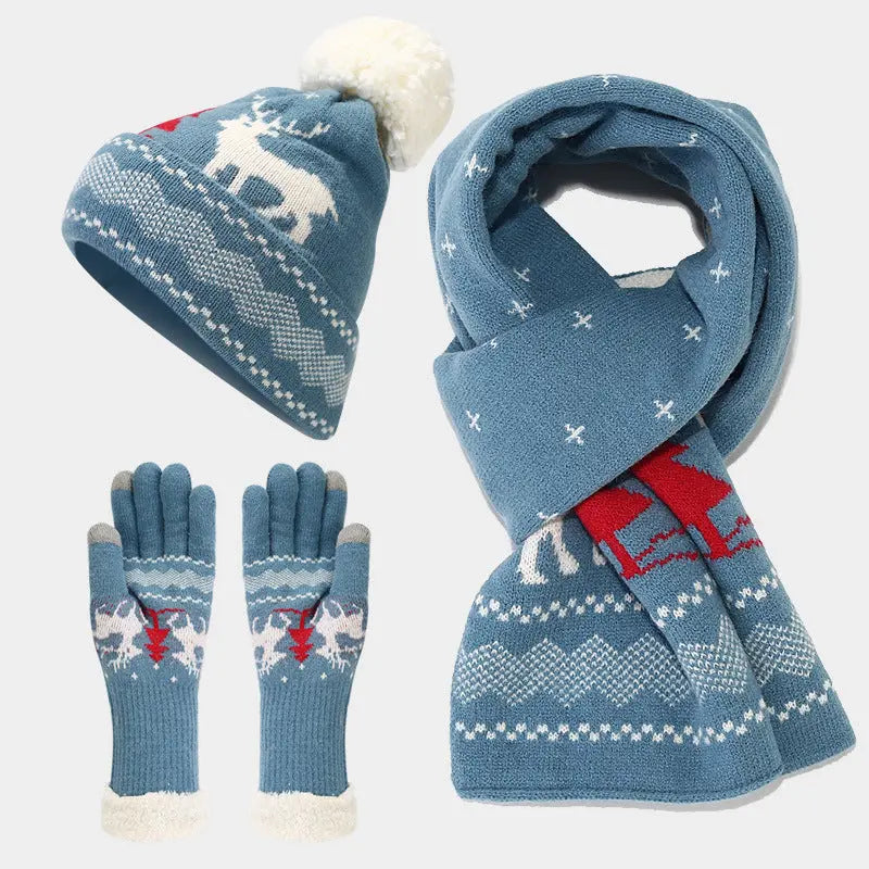 Cozy Christmas Hat, Scarf, and Gloves Set – Festive Reindeer Design for Holiday Outings 11