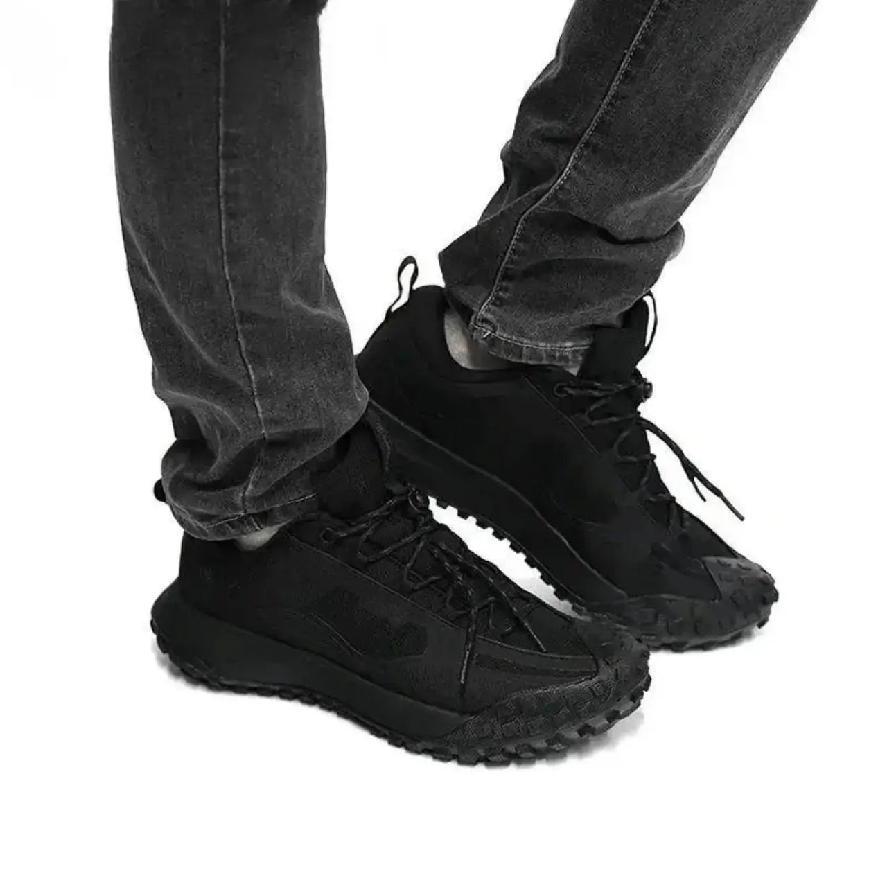 MunaWear - Hiking Shoes - Fenwick - Lightweight Men's Hiking Shoes With Waterproof Design For Outdoor Adventures - 