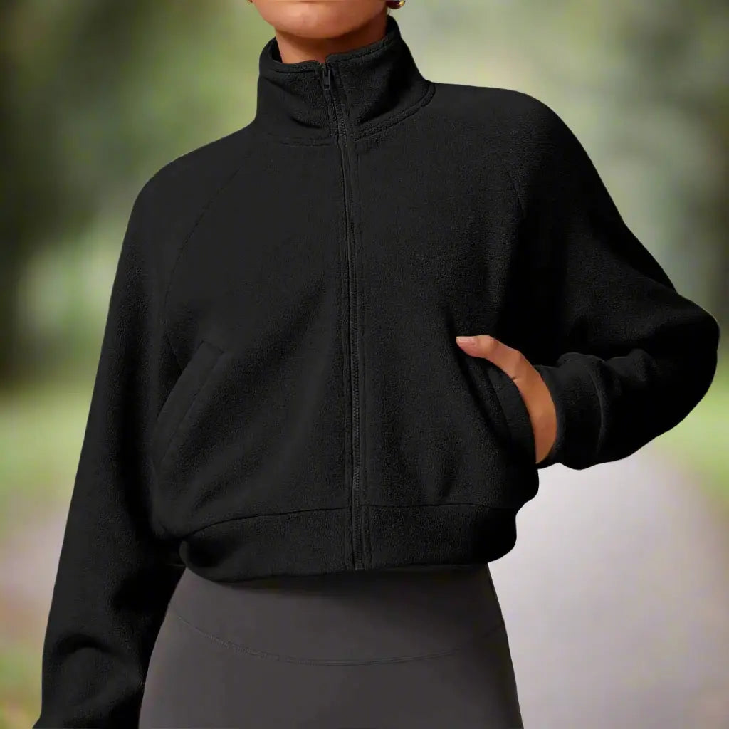 Aspen – Cropped Gilet with High Collar, Zipper Closure, and Side Pockets in Soft Polar Fleece