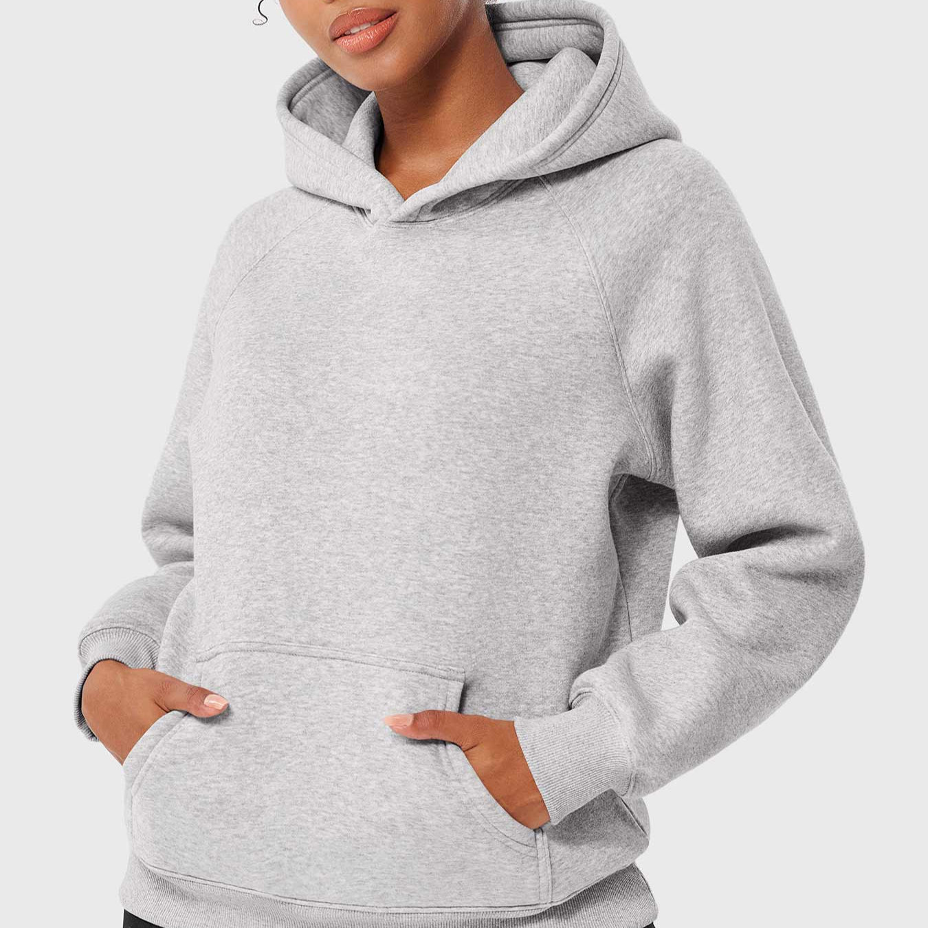 MunaWear  Hoodies & Sweatshirts  Mia – Oversized Ladies Hoodie with Raglan Sleeves and Kangaroo Pocket, Perfect for Casual Wear and Layering  Gray-XL