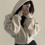 Sage – Soft Fabric Zipper Hoodie with Adjustable Hood and Kangaroo Pocket for Women