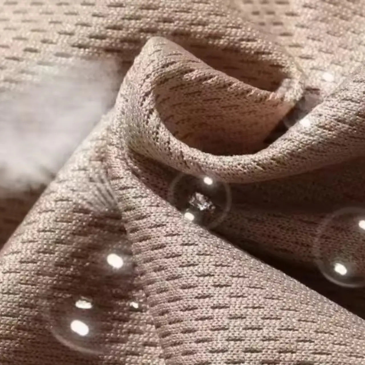 MunaWear - Hunting Clothing - Griffin – Tactical Hunting Shirt and Camo Pants Set, Waterproof & Quick-Drying for Outdoor Training - 