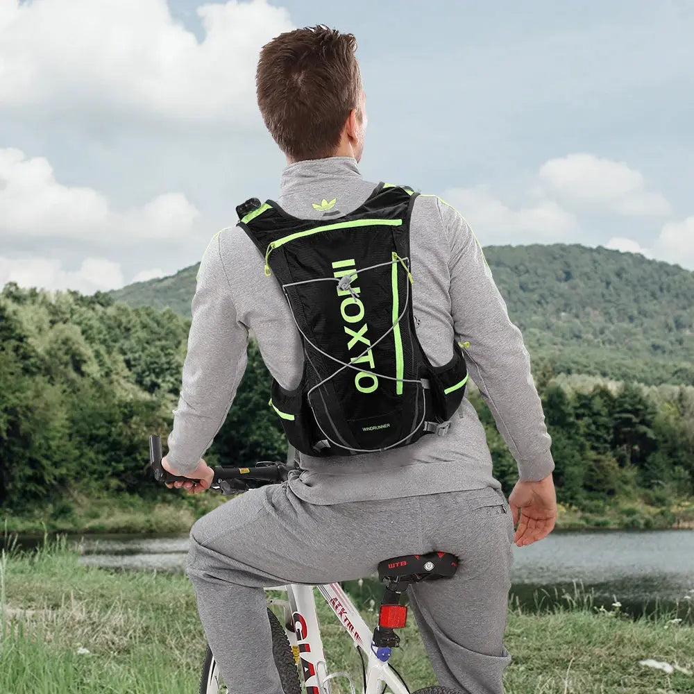 Mia - 8L Hydration Vest Backpack for Running, Cycling & Hiking with 1.5L Water Bladder 6