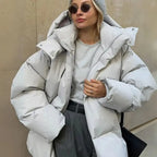 Clea – Oversized Women's Hooded Jacket With Warmth For Cold Days- Light Gray