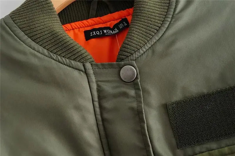 Liora - Cropped Women's Bomber Jacket With Utility Pockets For Urban Fashion 3