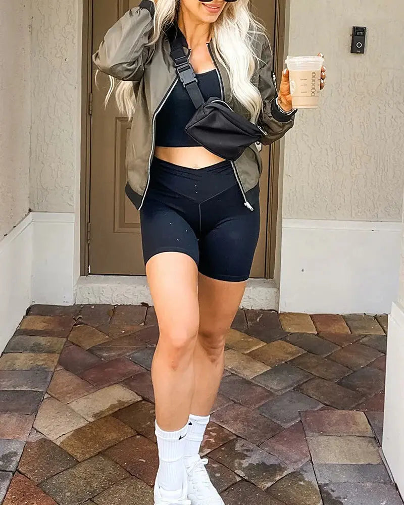 Liora – Classic Women's Bomber Jacket With Rib Cuffs For Casual And Sporty Looks 4