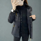 MunaWear - Jackets - Mirra – Insulated Women's Ski Jacket With Windproof For Skiing And Outdoor Adventures - Black / 5XL