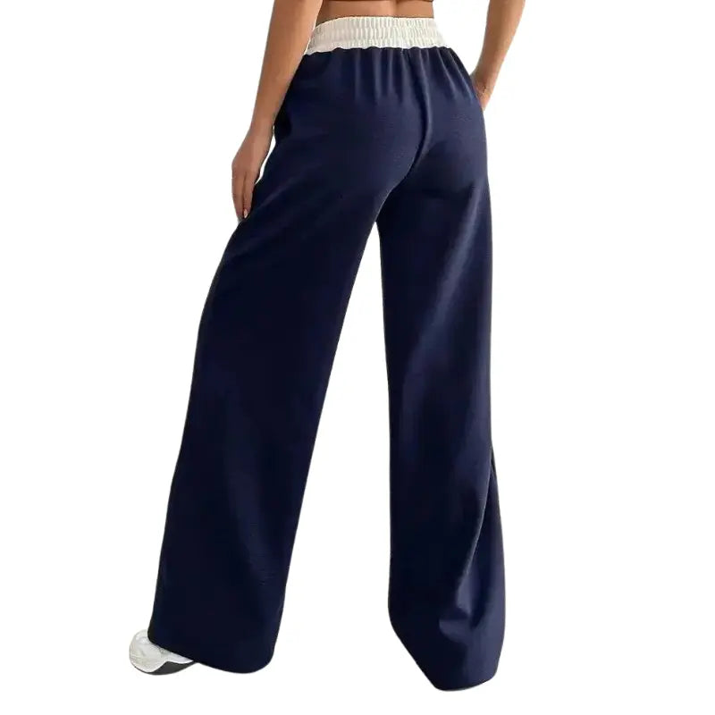 Noemi – Stretchy Wide-Leg Sweatpants for Women with Adjustable Waistband & Side Pockets