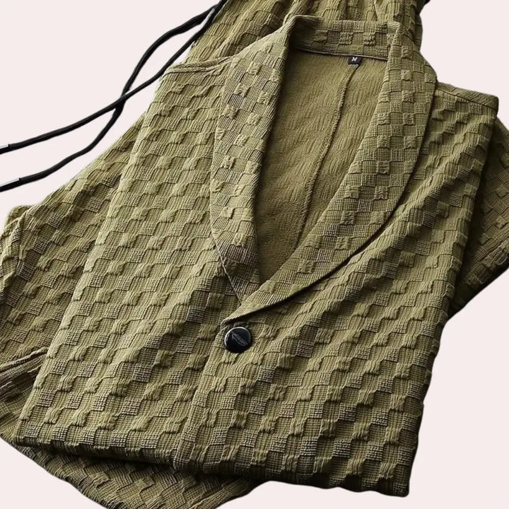 https://cdn.shopify.com/s/files/1/0879/0949/9227/files/Geel_VALENTIN_-_Luxe_Loungewear_Set_voor_Heren_T-E_2.png